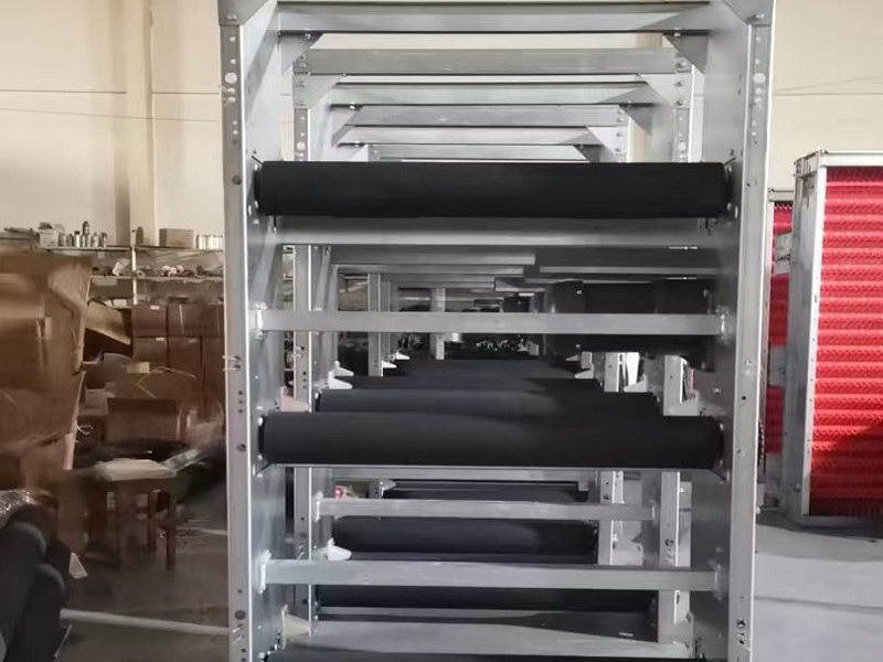 高鋅板自動(dòng)清糞機(jī)